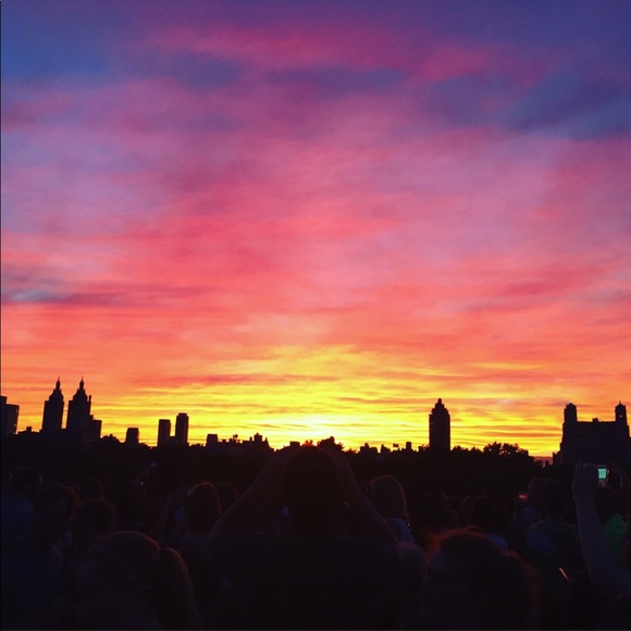 Meet your Posher, Hannah - Picture 1 of 2